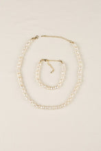 Load image into Gallery viewer, Lilou Mid-sized natural pearl bracelet, necklace set