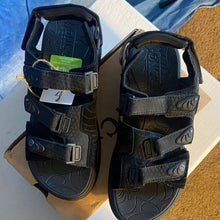 Load image into Gallery viewer, Black Adjustable Strap Sandals sz 9, SL2-129s007