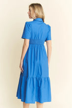 Load image into Gallery viewer, Short Sleeve Button Down Midi Dress Back