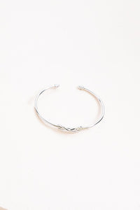 Lovoda Infinity Cuff Bracelet