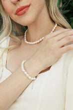 Load image into Gallery viewer, Lilou Mid-sized natural pearl bracelet, necklace set