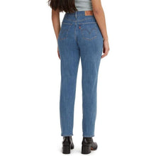 Load image into Gallery viewer, Levi's Women's Classic Straight Jeans, SIZE 4M, 1HH-138B006