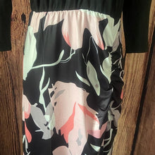 Load image into Gallery viewer, Black and Pink Floral Maxi Dress, Medium, 9G-111D053