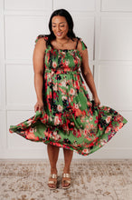 Load image into Gallery viewer, Jodifl A Little While Longer Dress in Green