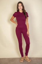 Load image into Gallery viewer, Basic Solid Leggings (capella)