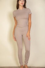 Load image into Gallery viewer, Basic Solid Leggings (capella)