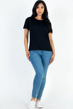 Load image into Gallery viewer, Basic Short Sleeve T-shirt (CAPELLA)