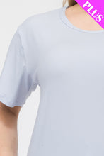 Load image into Gallery viewer, Plus Size Basic Short Sleeve T-shirt (CAPELLA)