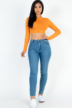 Load image into Gallery viewer, Crew Neck Long Sleeve Cropped Top (CAPELLA)