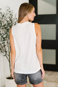 Andree By Unit Buttoned Up Buttercup Sleeveless Top in Ivory