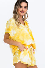 Load image into Gallery viewer, CY FASHION Tie-dye Top Featured In A V-neckline And Cuff Sort Sleeves