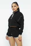 CAPSULLE Sporty Crop Top Sporty High-waist Shorts Set