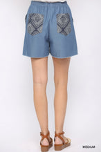 Load image into Gallery viewer, GIGIO Denim And Print Pockets Elastic Waist Shorts With Raw Hem