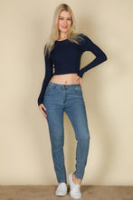 Load image into Gallery viewer, CAPELLA APPAREL Long Sleeve Round Neck Basic Crop Top