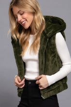 Load image into Gallery viewer, ACTIVE BASIC Hoodie Faux Fur Vest