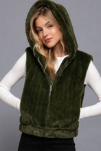 Load image into Gallery viewer, ACTIVE BASIC Hoodie Faux Fur Vest