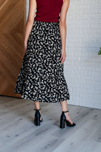 Load image into Gallery viewer, POLAGRAM Fielding Flowers Floral Skirt