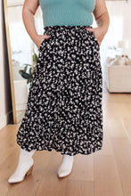 Load image into Gallery viewer, POLAGRAM Fielding Flowers Floral Skirt