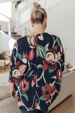 Load image into Gallery viewer, SEW IN LOVE Float On Floral Top