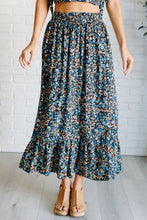 Load image into Gallery viewer, One Eleven North Flutter of Florals V-Neck Crop and Skirt Set
