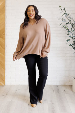 ONE ELEVEN NORTH Good Things Are Coming V-Neck Top in Coffee