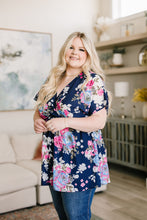 Load image into Gallery viewer, HEIMISH Hello Hummingbird Floral Top
