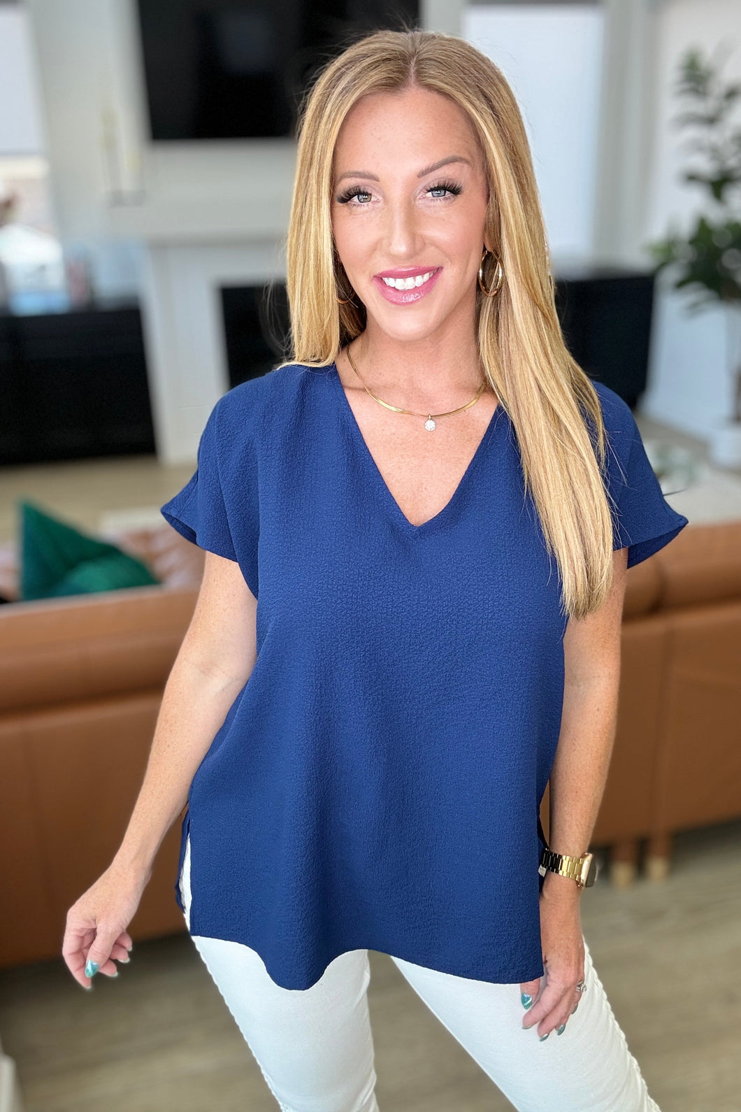 Andree By Unit Let Me Be Your Wings V-Neck Top in Navy