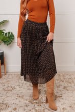 Load image into Gallery viewer, POLAGRAM Just What You Wanted Floral Print Pleated Skirt