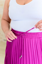 Load image into Gallery viewer, Jodifl Just a Flirt Pleated Skirt in Magenta