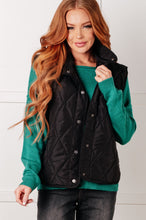 Load image into Gallery viewer, HAPTICS Layering Queen Quilted Puffer Vest in Black