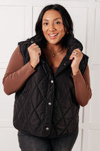 Load image into Gallery viewer, HAPTICS Layering Queen Quilted Puffer Vest in Black