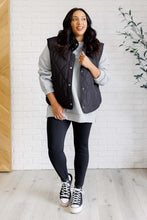Load image into Gallery viewer, HAPTICS Layering Queen Quilted Puffer Vest in Black