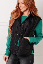 Load image into Gallery viewer, HAPTICS Layering Queen Quilted Puffer Vest in Black