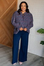 Load image into Gallery viewer, Dear Scarlett Magic Wide Leg Pants in Navy