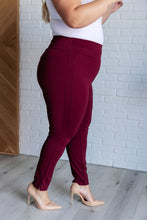 Load image into Gallery viewer, Dear Scarlett Magic Skinny 28&quot; Pants in Wine
