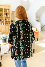 Load image into Gallery viewer, Hailey &amp; Co Moment in Time Kimono