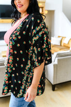 Load image into Gallery viewer, Hailey &amp; Co Moment in Time Kimono