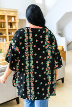 Load image into Gallery viewer, Hailey &amp; Co Moment in Time Kimono