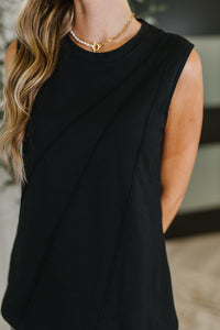 ONE ELEVEN NORTH New Normal Pleat Detail Sleeveless Top in Black