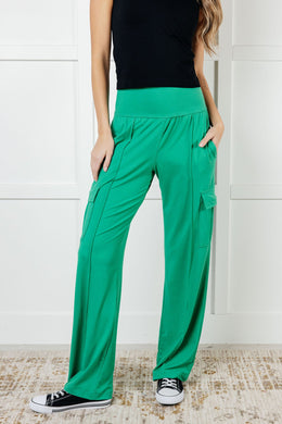 RAE MODE Race to Relax Cargo Pants in Emerald Green