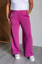 Load image into Gallery viewer, Dear Scarlett Resort Travel Wide Leg Crop Pant in Magenta