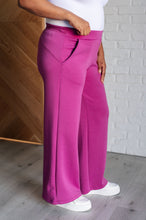 Load image into Gallery viewer, Dear Scarlett Resort Travel Wide Leg Crop Pant in Magenta