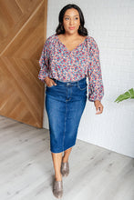 Load image into Gallery viewer, Andree By Unit Sunday Brunch Blouse in Denim Floral