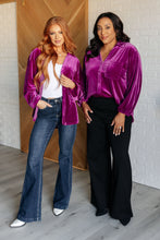 Load image into Gallery viewer, Jodifl The Best Policy Velvet Balloon Sleeve Top