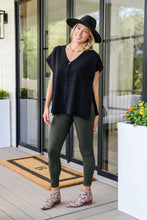 Load image into Gallery viewer, Andree By Unit The Finale Top in Black