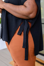 Load image into Gallery viewer, Andree By Unit The Finale Top in Black