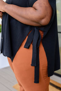 Andree By Unit The Finale Top in Black