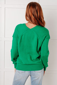 ONE ELEVEN NORTH Very Understandable V-Neck Sweater in Green