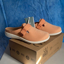 Load image into Gallery viewer, REVITALIGN Peach Slip-On Shoes, sz 6.5D, SL2-129s011