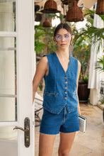 Load image into Gallery viewer, Annie Wear Button Down V-Neck Denim Vest